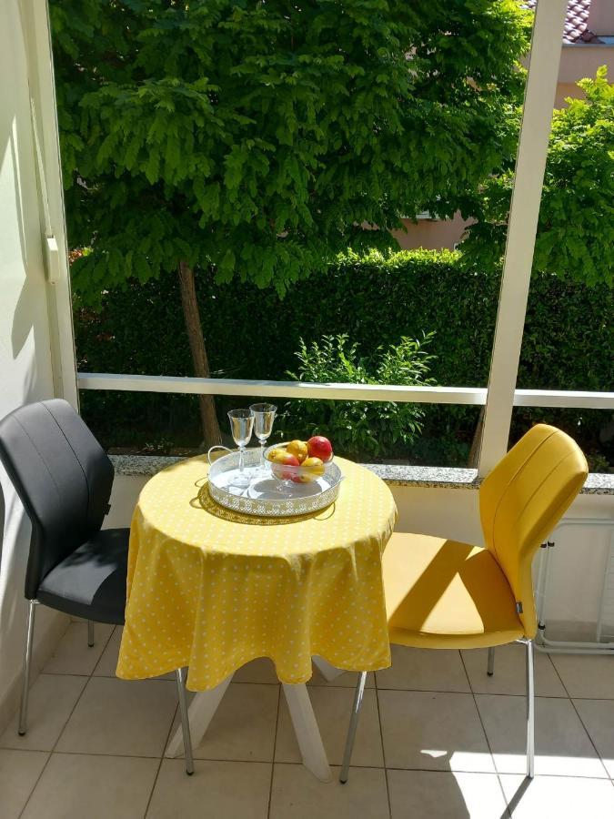 Studio Apartman Marija Petrcane Buitenkant foto